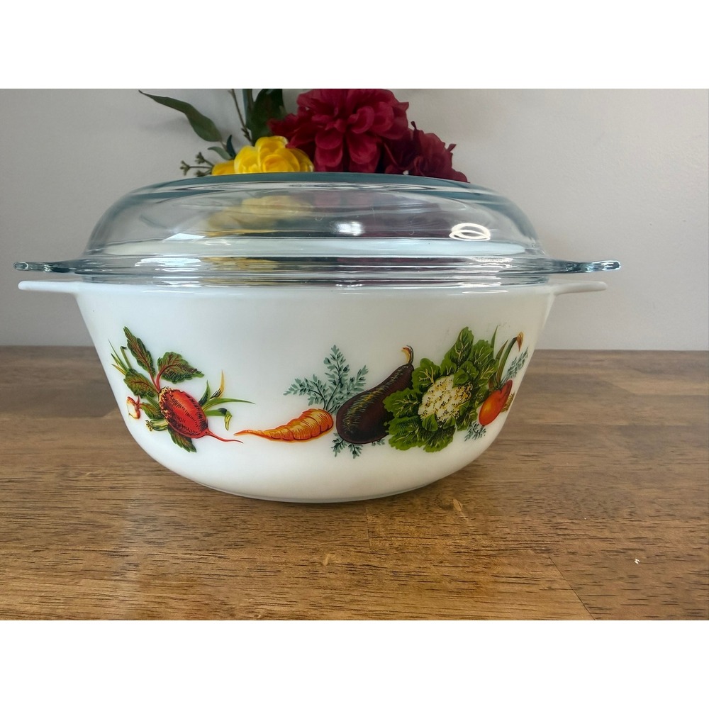 Vintage Pyrex England Market Garden Vegetable Casserole Dish With Lid Milk Glass